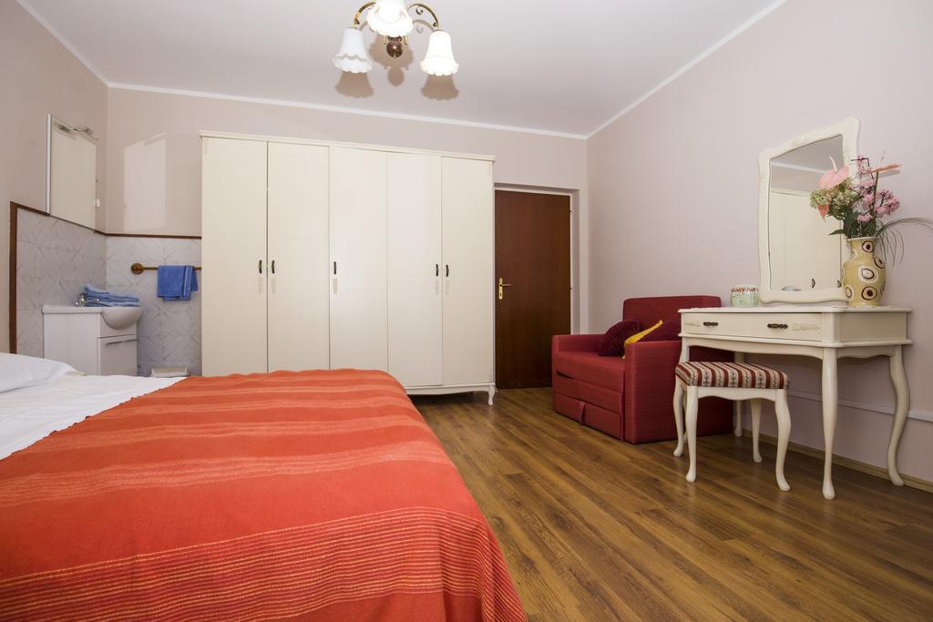 Apartments & Rooms Ribaric Lovran Exterior foto